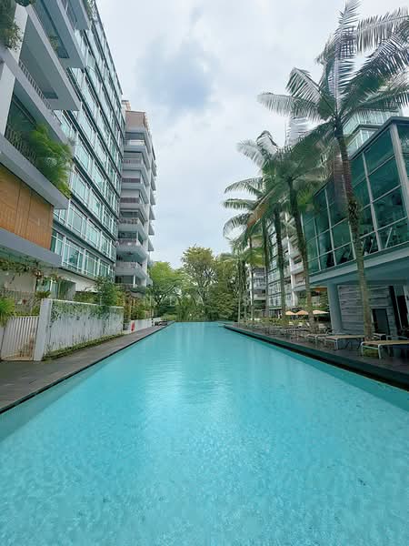 The Pearl @ Mount Faber Condominium For Sale at S$ 2,250,000 | PropertyGuru Singapore - Swimming pool