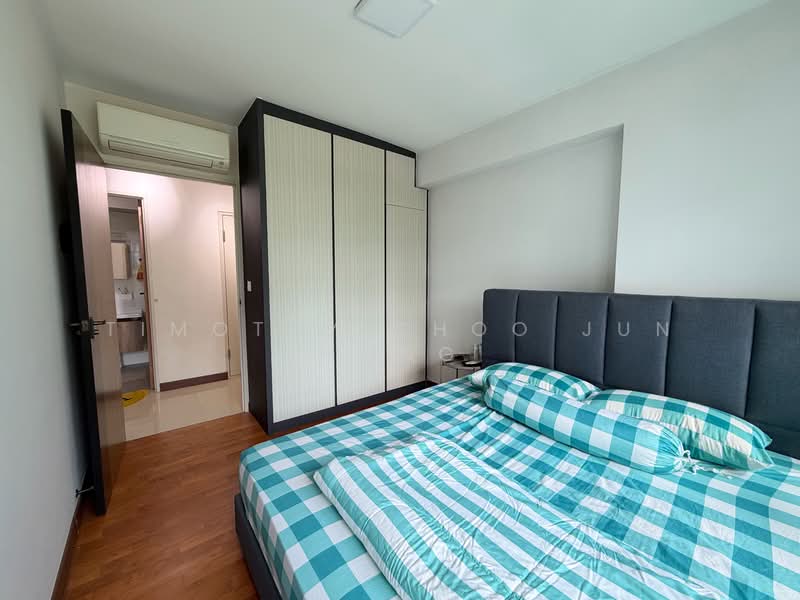 677D Punggol Drive HDB Flat For Sale at S$ 780,000 | PropertyGuru Singapore - Bedroom