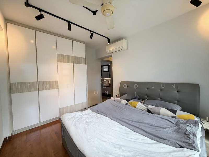 677D Punggol Drive HDB Flat For Sale at S$ 780,000 | PropertyGuru Singapore - Bedroom