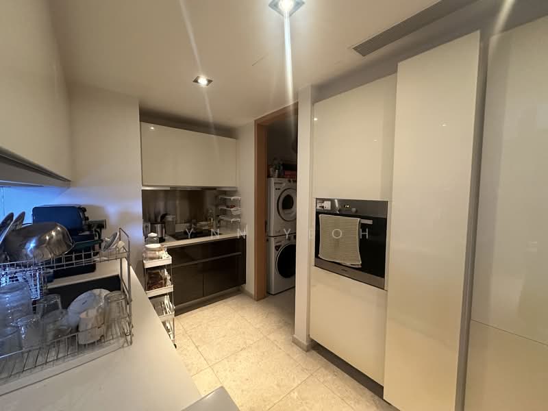 Marina Bay Suites, 3 Central Boulevard, 4 Bedrooms, 2,045 sqft, Apartment For Rent, by Lynn Yeoh, 500081450 - Kitchen - PropertyGuru.com.sg