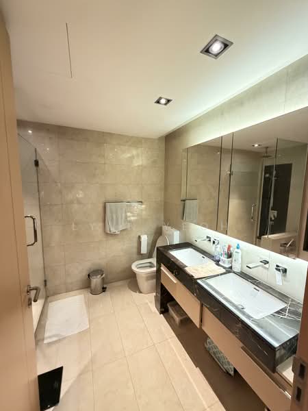 Marina Bay Suites, 3 Central Boulevard, 4 Bedrooms, 2,056 sqft, Apartment For Rent, by Lynn Yeoh, 500081450 - Bathroom - PropertyGuru.com.sg