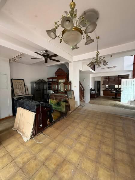 Mimosa Villas Semi-Detached House For Sale at S$ 7,900,000 | PropertyGuru Singapore - Living Room