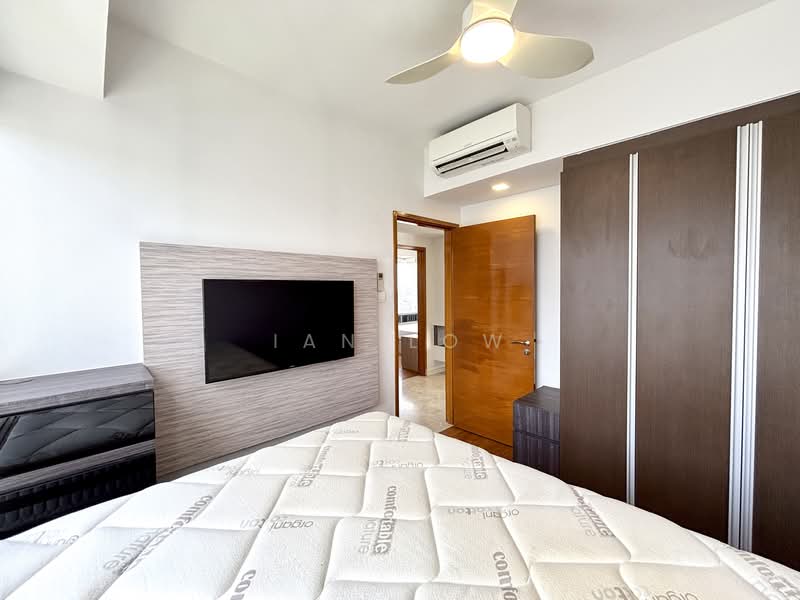 The Parc Condominium, 15 West Coast Walk, 4 Bedrooms, 1,464 sqft, Condominium For Rent, by Ian Low, 500081461 - 3rd bedroom pic 2 - PropertyGuru.com.sg