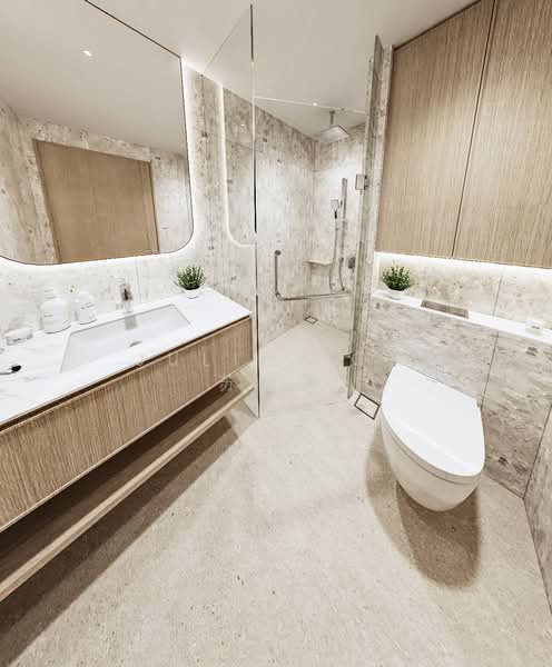 Freehold I 1 Min Walk to MRT I @ Leasehold Price Apartment For Sale at S$ 1,941,000 | PropertyGuru Singapore