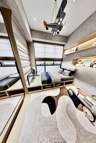 For Sale - Undervalued FH @ Leasehold Price I 1 Min MRT