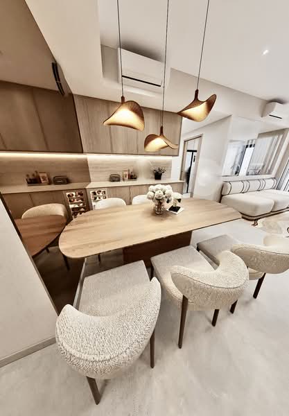 For Sale - Undervalued FH @ Leasehold Price I 1 Min MRT