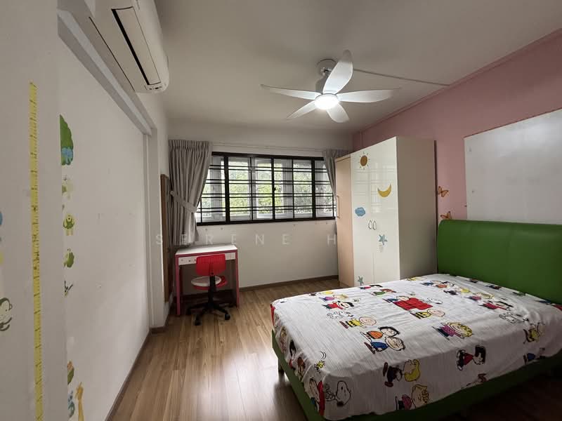 336 Clementi Avenue 2 HDB Flat For Sale at S$ 800,000 | PropertyGuru Singapore - Bedroom
