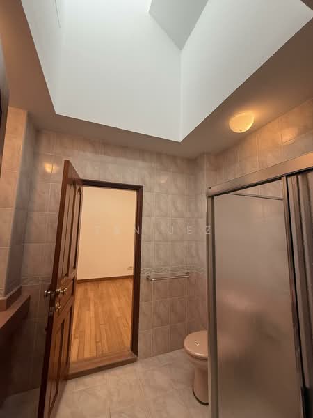 For Rent - Coronation Gardens