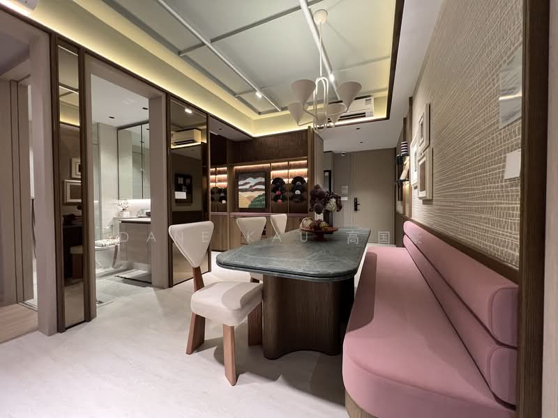 Narra Residences Condominium For Sale at S$ 1,487,000 | PropertyGuru Singapore - Dining Room