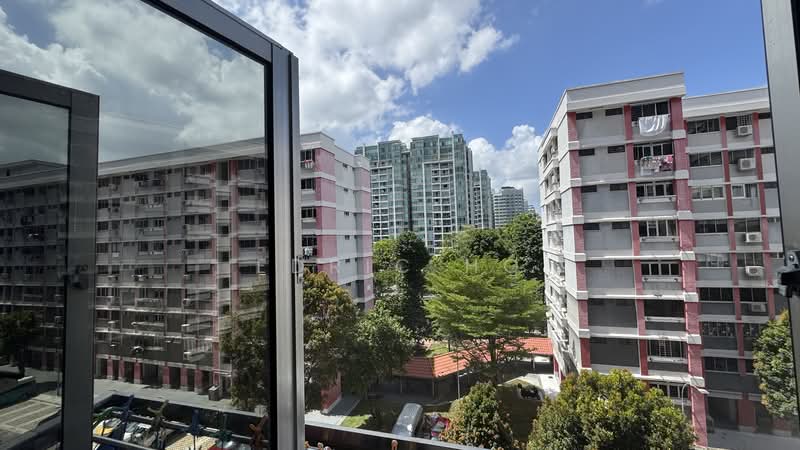 445 Hougang Avenue 8 HDB Flat For Sale at S$ 720,000 | PropertyGuru Singapore - View From Kitchen