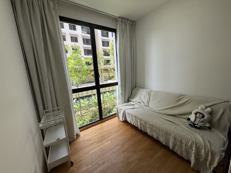 Park Colonial, 4 Woodleigh Lane, 3 Bedrooms, 980 sqft, Condominium For Rent, by Liang Xu, 500081491 - Second Common Bedroom - PropertyGuru.com.sg