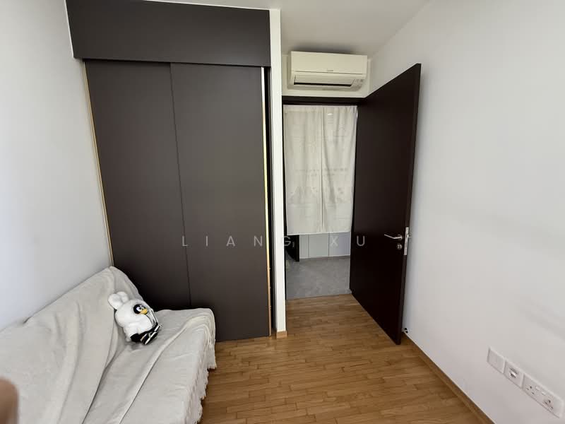 Park Colonial, 4 Woodleigh Lane, 3 Bedrooms, 980 sqft, Condominium For Rent, by Liang Xu, 500081491 - Second Common Bedroom - PropertyGuru.com.sg