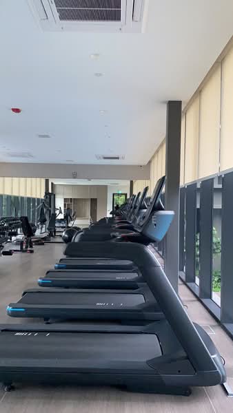 Whistler Grand, 109 West Coast Vale, 1 Bedroom, 250 sqft, Condominium For Rent, by May Ye, 500081508 - Gym - PropertyGuru.com.sg