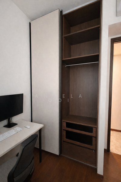 Forett at Bukit Timah Condominium For Sale at S$ 2,250,000 | PropertyGuru Singapore - Common Bedroom Wardrobe