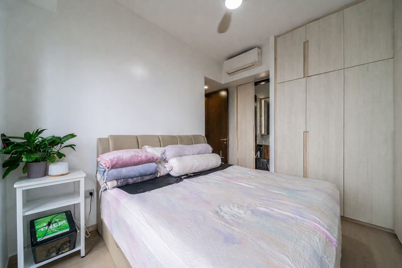 JadeScape Condominium For Sale at S$ 2,750,000 | PropertyGuru Singapore - Master Bedroom