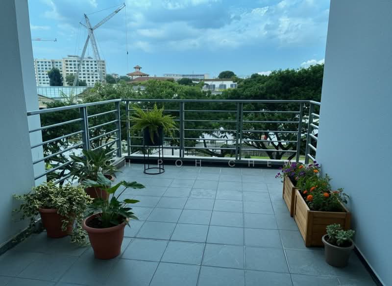 Grandeur 8 Condominium For Sale at S$ 1,550,000 | PropertyGuru Singapore - Roof Terrace
