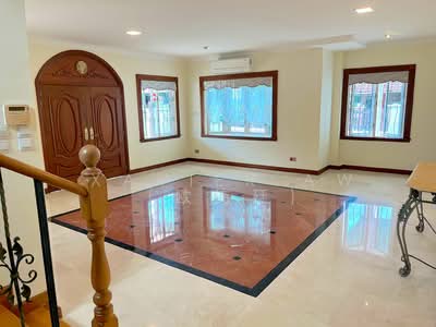 For Rent - Frankel Estate