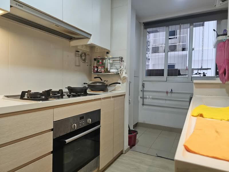 The Tampines Trilliant Executive Condominium For Sale at S$ 1,753,000 | PropertyGuru Singapore - Kitchen