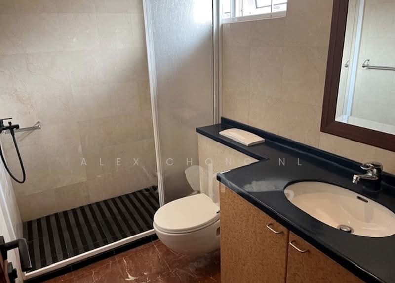 Coldstream Avenue, Coldstream Ave, 4 Bedrooms, 4,700 sqft, Bungalow House For Rent, by Alex Chong NL, 500081559 - Bathroom - PropertyGuru.com.sg