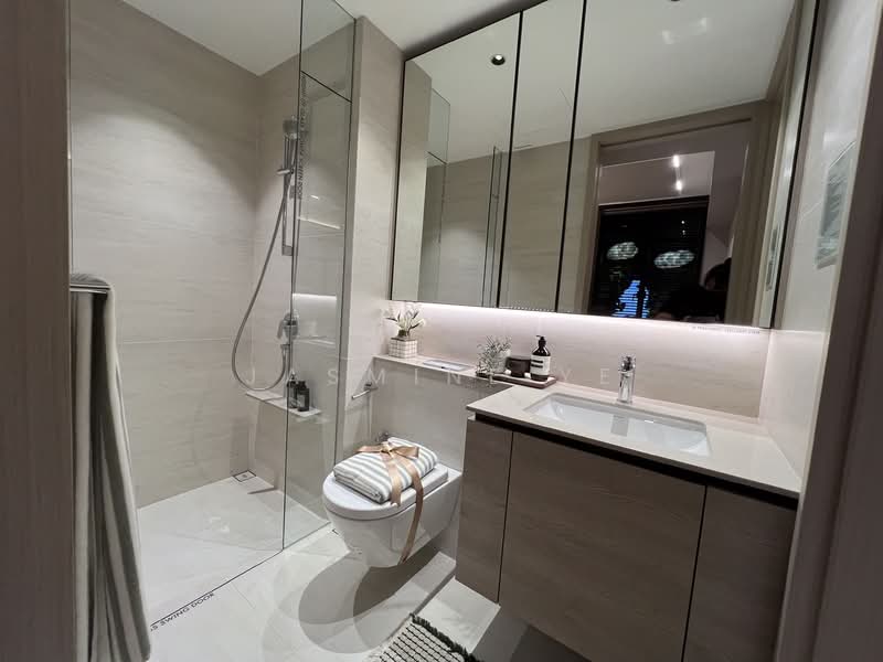 Narra Residences Condominium For Sale at S$ 1,430,000 | PropertyGuru Singapore - Bathroom