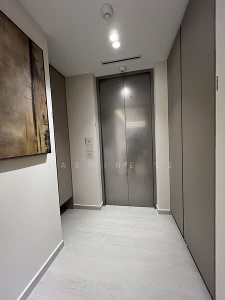 Narra Residences Condominium For Sale at S$ 3,957,000 | PropertyGuru Singapore - Corridor