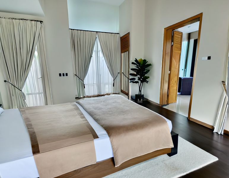 Renovated Belmont Road GCB Near MRT Nanyang Pri School, Belmont Road, 5 Bedrooms, 7,200 sqft, Good Class Bungalow For Rent, by Ray Lim, 500081573 - Bedroom - PropertyGuru.com.sg