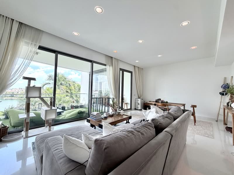 The Residences at W Sentosa Cove, 1 Ocean Way, 3 Bedrooms, 1,625 sqft, Condominium For Rent, by Geraldine Teh, 500081591 - Living Room - PropertyGuru.com.sg