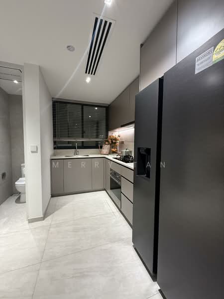 Pinery Residences Condominium For Sale at S$ 3,508,000 | PropertyGuru Singapore - Kitchen