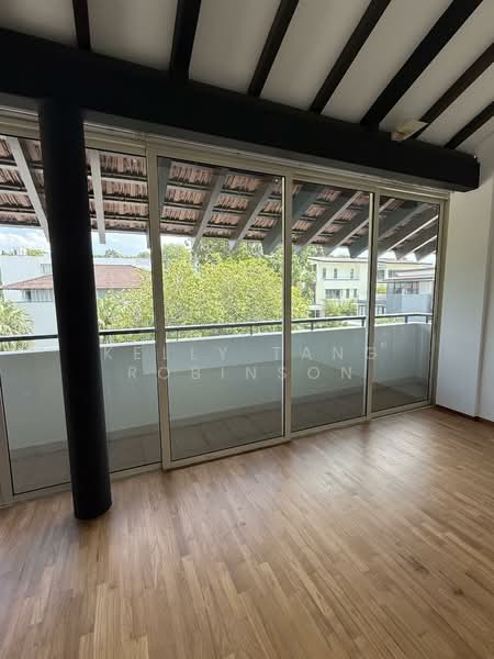 Coronation Road West, Coronation Road West, 5 Bedrooms, 4,800 sqft, Semi-Detached House For Rent, by Kelly Tang Robinson, 500081604 - Balcony - PropertyGuru.com.sg