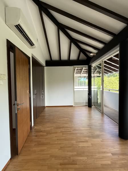 Coronation Road West, Coronation Road West, 5 Bedrooms, 4,800 sqft, Semi-Detached House For Rent, by Kelly Tang Robinson, 500081604 - Balcony - PropertyGuru.com.sg