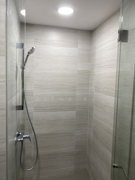 Lake Grande, 2 Jurong Lake Link, 4 Bedrooms, 1,012 sqft, Condominium For Rent, by Elena Au, 500081613 - Bathroom - PropertyGuru.com.sg