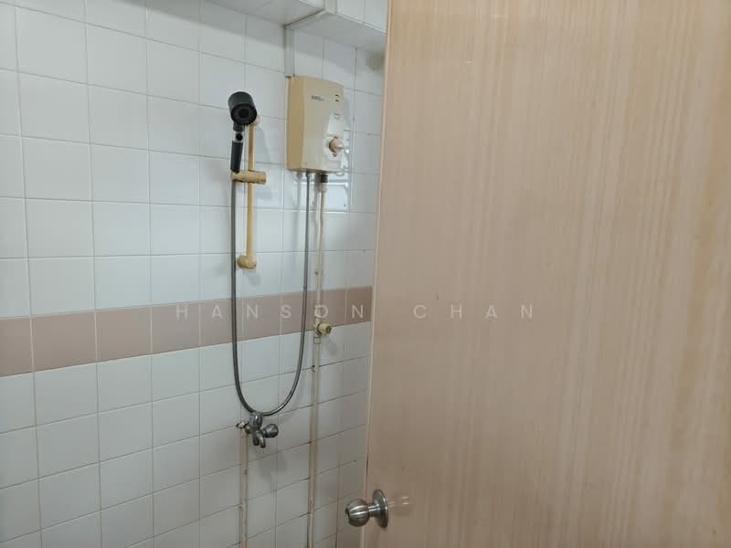 450C Tampines Street 42, 450C Tampines Street 42, Room Rental, 1,200 sqft, HDB Flat For Rent, by Hanson Chan, 500081632 - PropertyGuru.com.sg