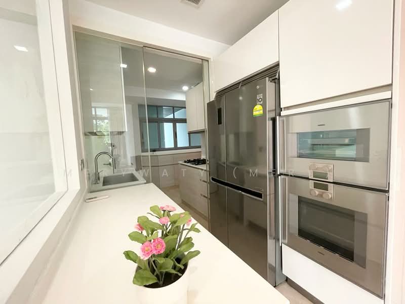 Verdure @ Holland Park Condominium For Sale at S$ 4,180,000 | PropertyGuru Singapore - Kitchen