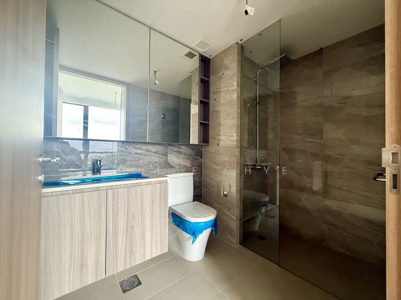 The Botany at Dairy Farm Condominium For Sale at S$ 1,750,000 | PropertyGuru Singapore - Bathroom
