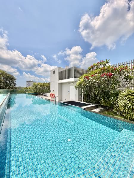 Dunearn 386 Condominium For Sale at S$ 3,350,000 | PropertyGuru Singapore - Exterior