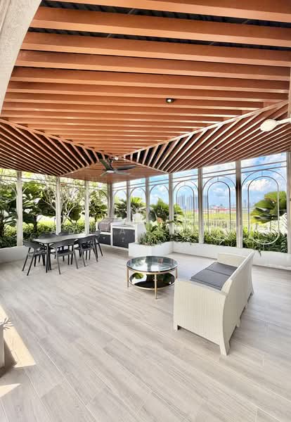 Dunearn 386 Condominium For Sale at S$ 3,350,000 | PropertyGuru Singapore - Exterior