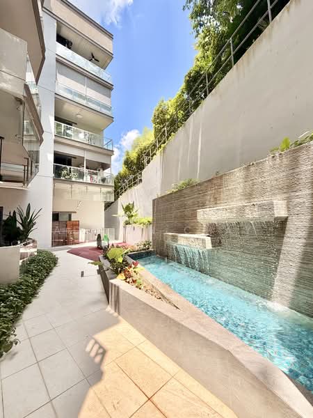 Dunearn 386 Condominium For Sale at S$ 3,350,000 | PropertyGuru Singapore - Exterior