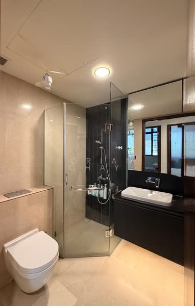 Dunearn 386 Condominium For Sale at S$ 3,350,000 | PropertyGuru Singapore - Bathroom