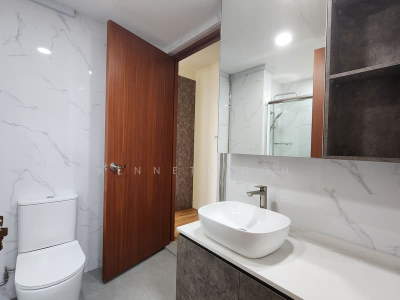 Scotts 28, 28 Scotts Road, 3 Bedrooms, 1,658 sqft, Condominium For Rent, by Kenneth Goh, 500081657 - Junior Master Bathroom - PropertyGuru.com.sg