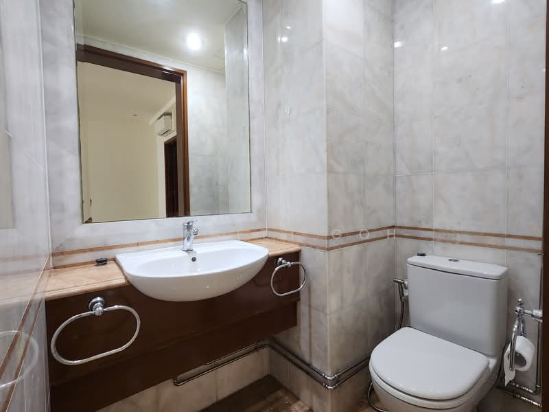 Scotts 28, 28 Scotts Road, 3 Bedrooms, 1,658 sqft, Condominium For Rent, by Kenneth Goh, 500081657 - Vanity Room - PropertyGuru.com.sg