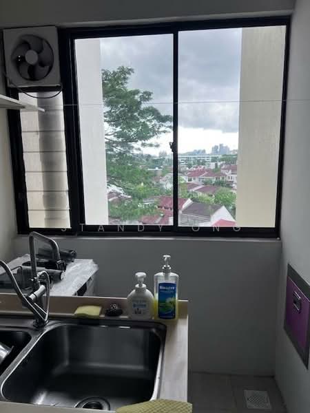 Hillcrest Arcadia Condominium For Sale at S$ 1,299,000 | PropertyGuru Singapore - Kitchen