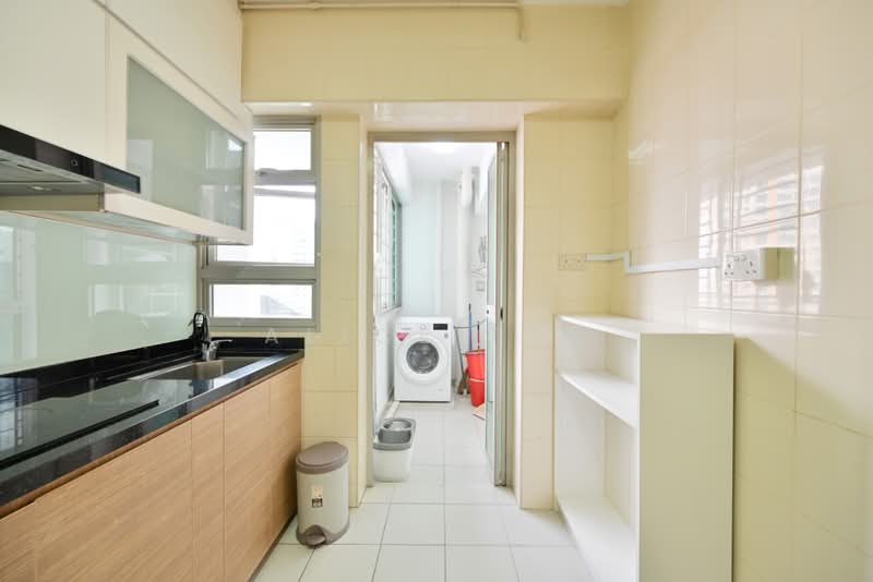 303A Punggol Central, 303A Punggol Central, 3 Bedrooms, 1,001 sqft, HDB Flat For Sale, by Alice Tay, 500081664 - Kitchen - PropertyGuru.com.sg