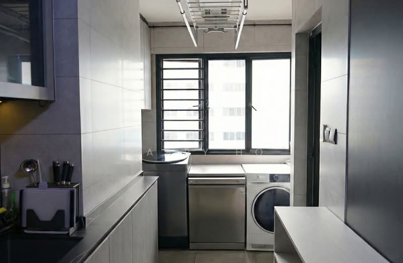 40 Sims Drive HDB Flat For Sale at S$ 838,888 | PropertyGuru Singapore - Kitchen