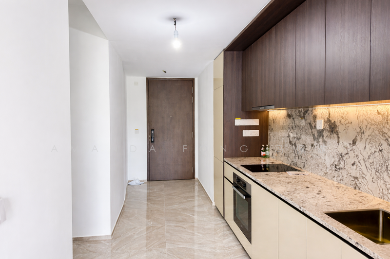 Premium 1 Bedroom + Study in Prime East Location | Walk to MRT & Amenities! Condominium For Sale at S$ 1,499,999 | PropertyGuru Singapore - Kitchen