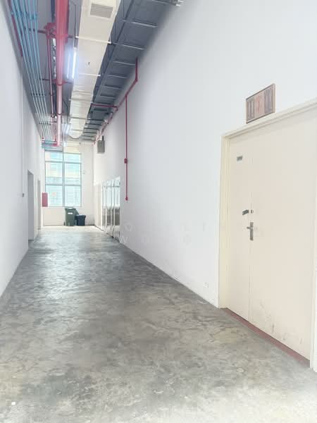 LW Technocentre, 31 Toh Guan Road East, Boon Lay / Jurong / Tuas, 1,636 sqft, Factory / Workshop (B2) For Sale, by Jacqueline Wong, 500081718 - Corridor - CommercialGuru.com.sg
