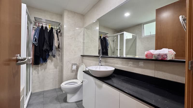 The Dew Executive Condominium For Sale at S$ 1,748,000 | PropertyGuru Singapore - Bathroom