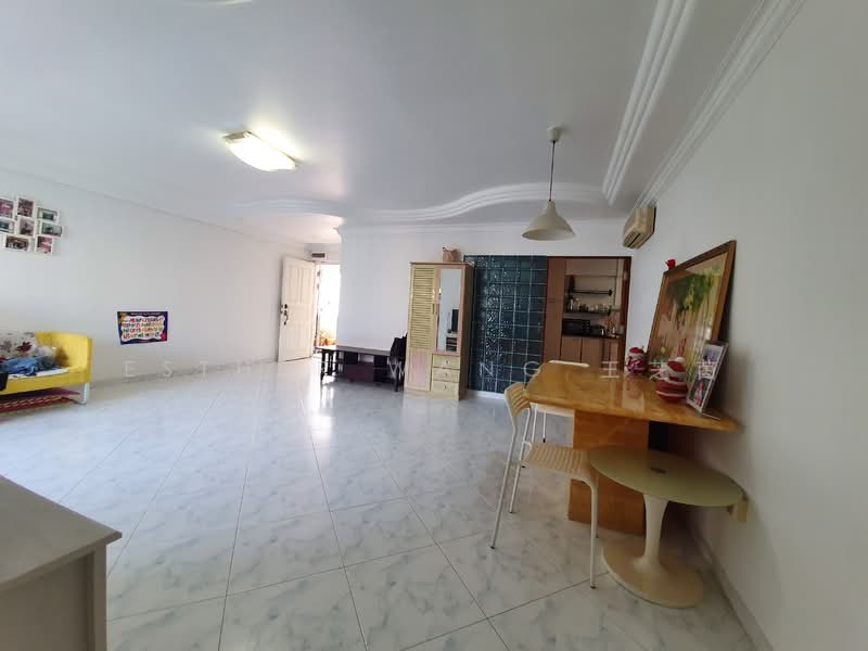 146 Rivervale Drive, 146 Rivervale Drive, 3 Bedrooms, 1,249 sqft, HDB Flat For Rent, by Esther Wang 王芝茵, 500081722 - Living Room - PropertyGuru.com.sg