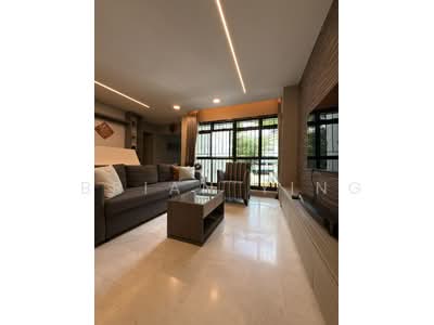 For Sale - 19 Dover Crescent