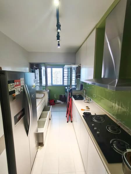 432B Yishun Avenue 1, 432B Yishun Avenue 1, 3 Bedrooms, 1,205 sqft, HDB Flat For Rent, by Kelly Sng, 500081727 - Kitchen - PropertyGuru.com.sg