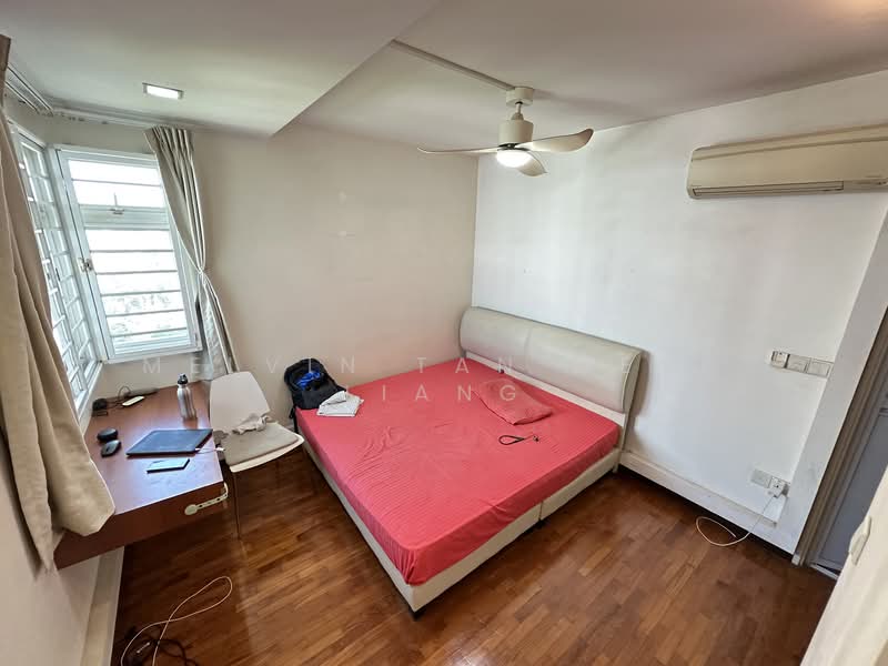 411B Fernvale Road HDB Flat For Sale at S$ 720,000 | PropertyGuru Singapore - Bedroom